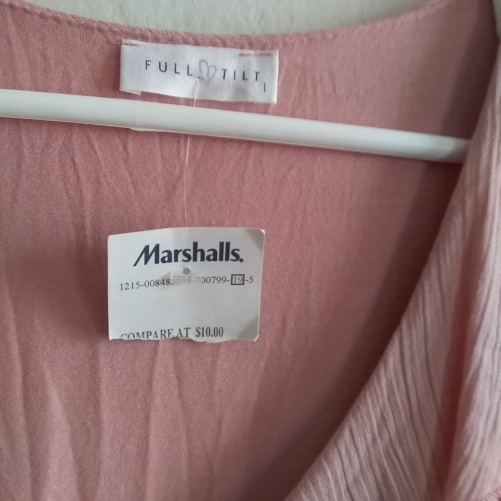 Top - Picture 2 of 2